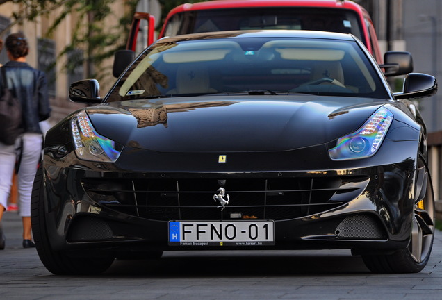 Ferrari FF