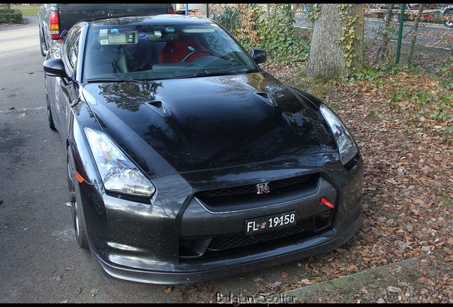 Nissan GT-R