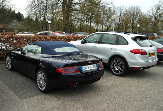 Aston Martin DB9 Volante