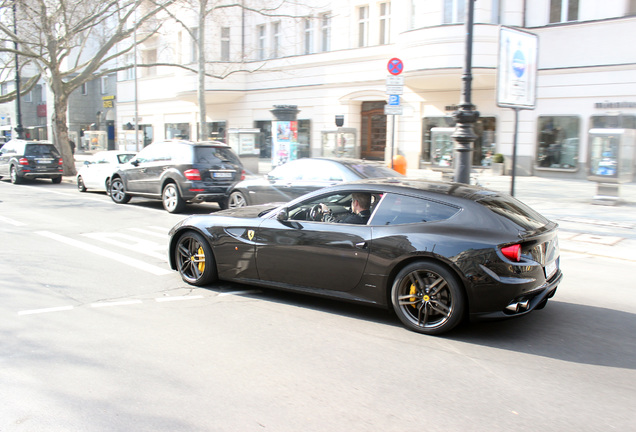 Ferrari FF