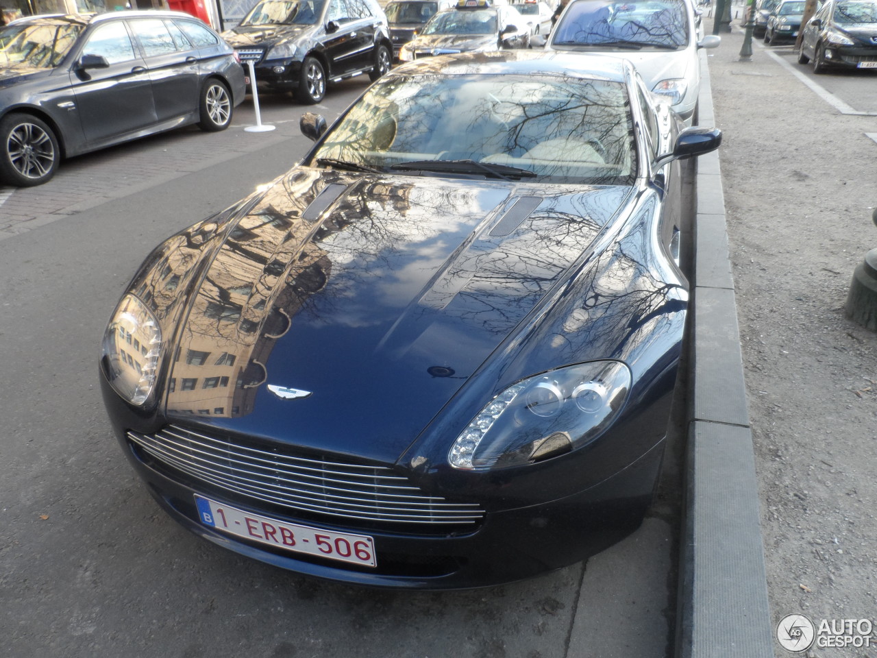 Aston Martin V8 Vantage