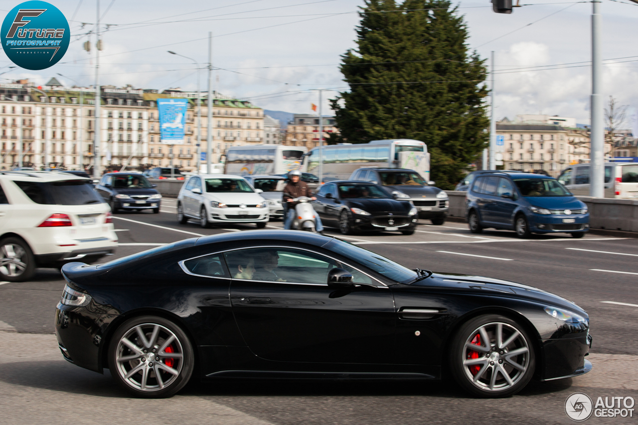 Aston Martin V8 Vantage S