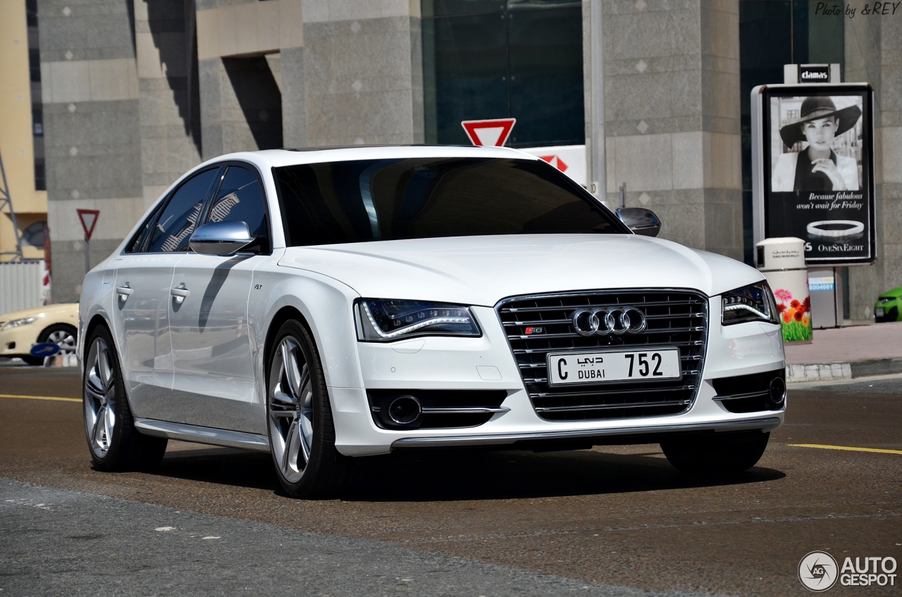 Audi S8 D4