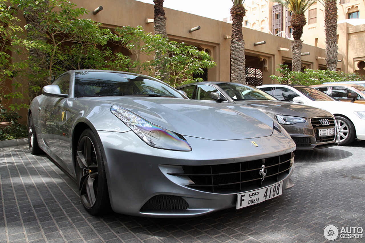 Ferrari FF