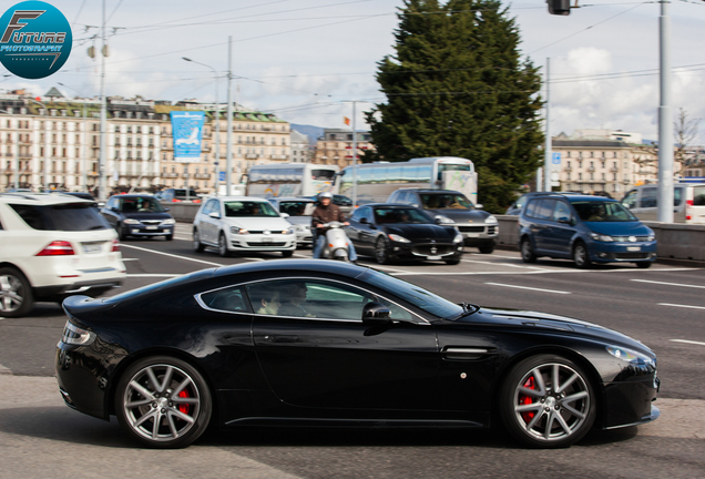 Aston Martin V8 Vantage S