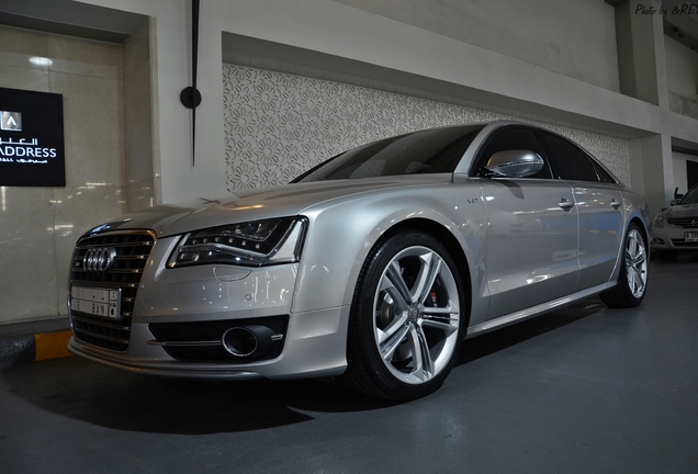 Audi S8 D4