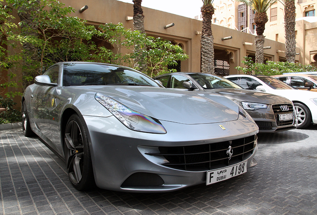 Ferrari FF