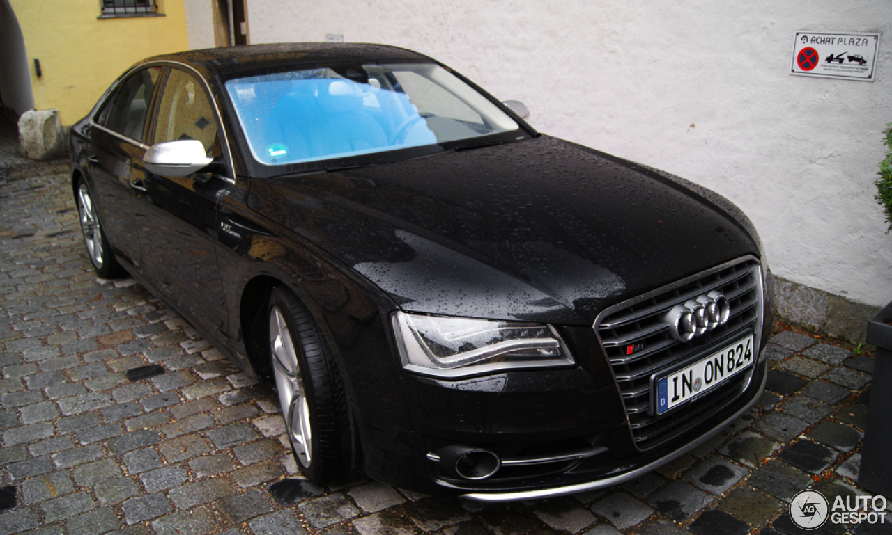 Audi S8 D4