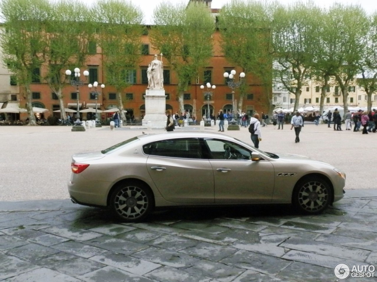 Maserati Quattroporte GTS 2013