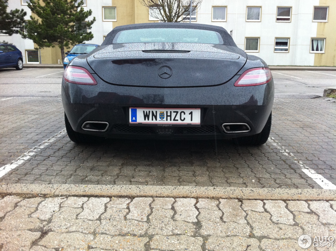 Mercedes-Benz SLS AMG Roadster