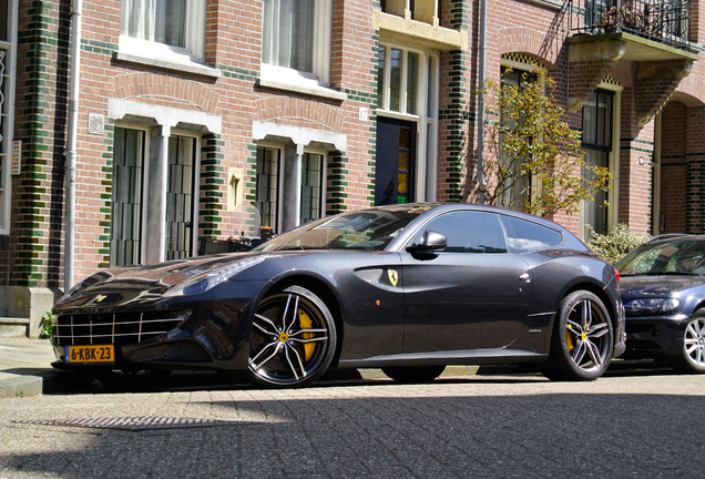 Ferrari FF