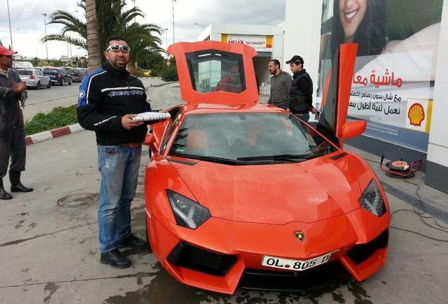 Lamborghini Aventador LP700-4