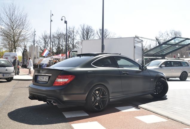 Mercedes-Benz C 63 AMG Coupé