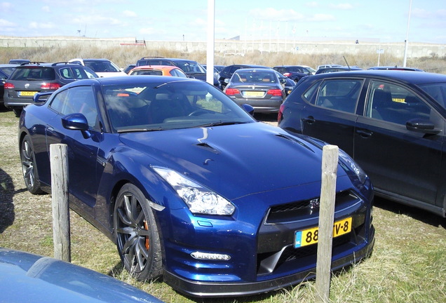 Nissan GT-R 2012