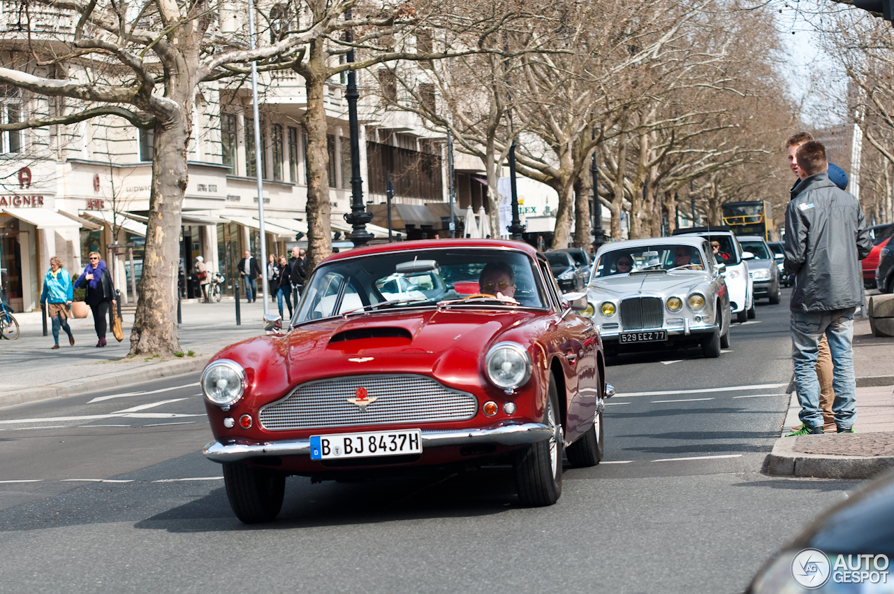 Aston Martin DB4 Series 3