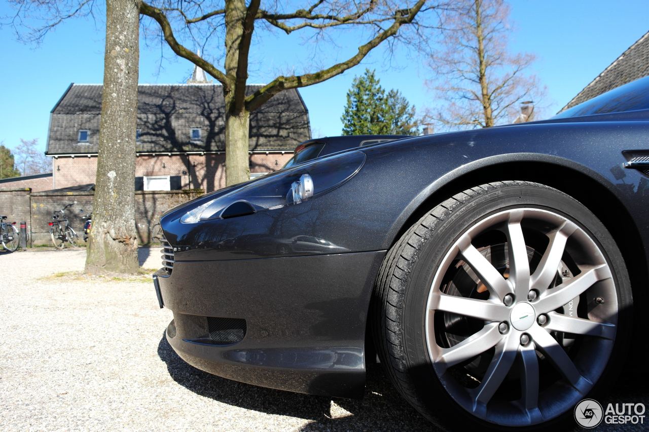 Aston Martin DB9