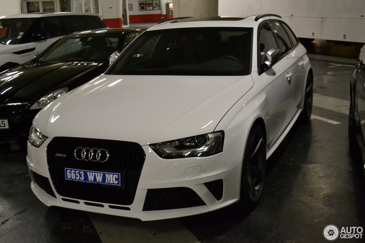 Audi RS4 Avant B8