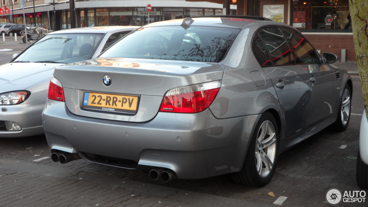 BMW M5 E60 2005