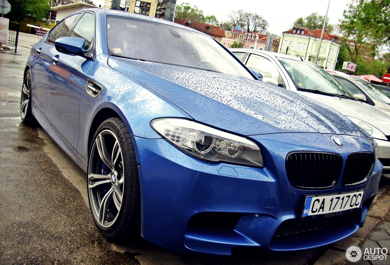 BMW M5 F10 2011