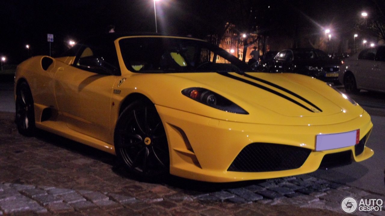 Ferrari Scuderia Spider 16M