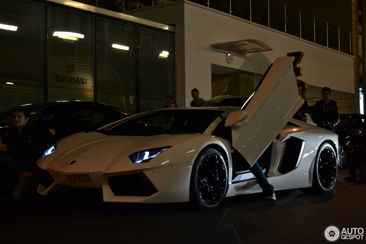 Lamborghini Aventador LP700-4