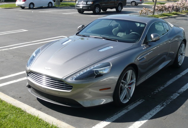 Aston Martin Virage 2011