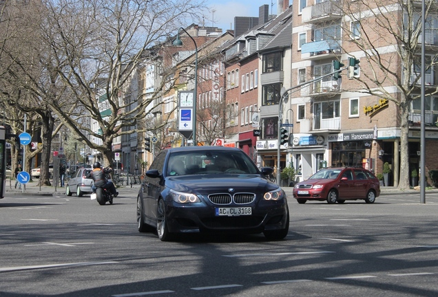 BMW M5 E60 2005