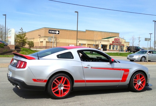 Ford Mustang Boss 302 Laguna Seca 2012