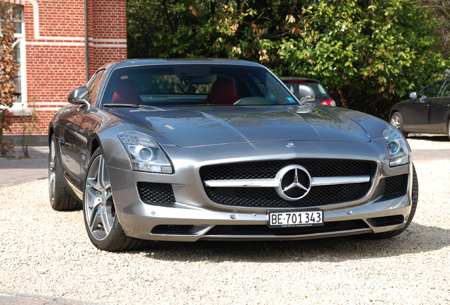 Mercedes-Benz SLS AMG