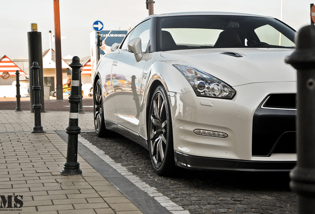 Nissan GT-R 2011