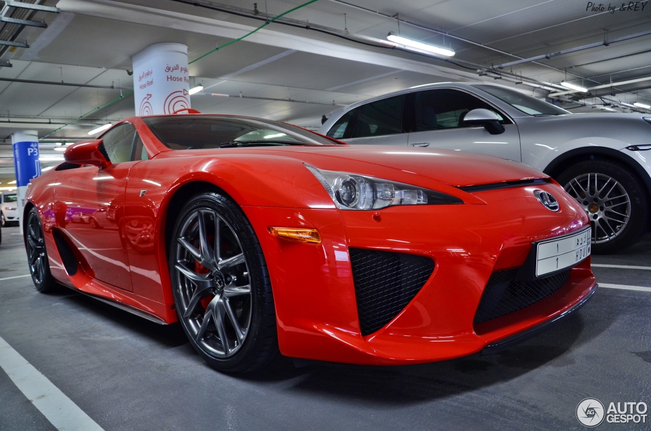 Lexus LFA