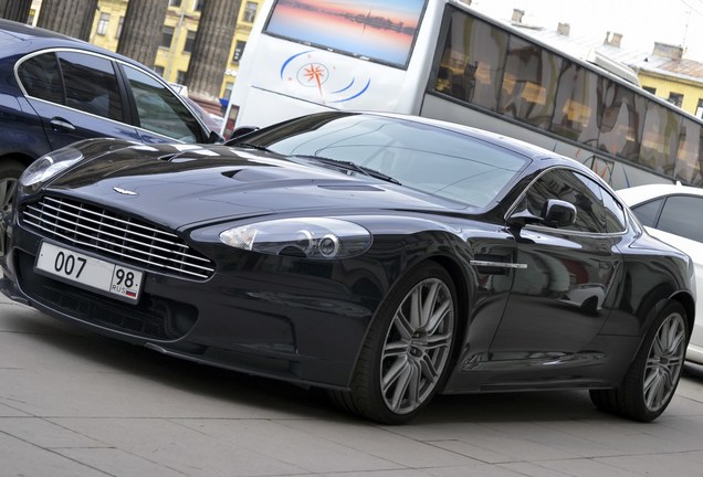 Aston Martin DBS