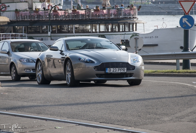 Aston Martin V8 Vantage