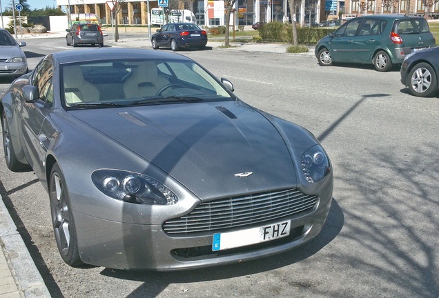 Aston Martin V8 Vantage