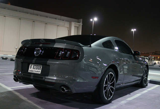 Ford Mustang GT 2013