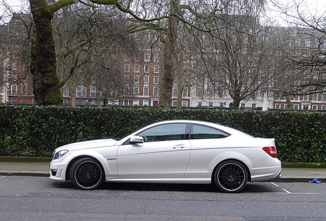 Mercedes-Benz C 63 AMG Coupé