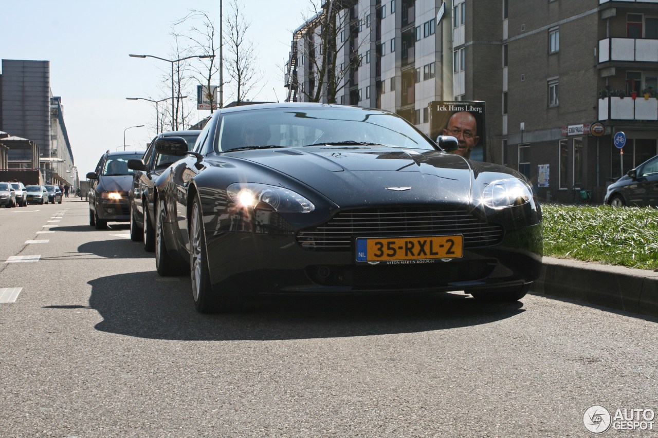 Aston Martin V8 Vantage