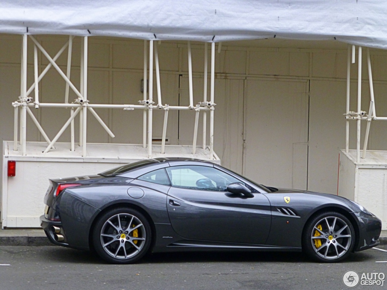 Ferrari California