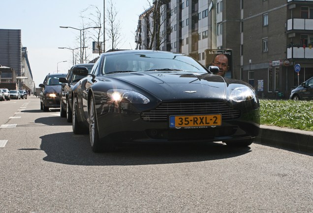 Aston Martin V8 Vantage