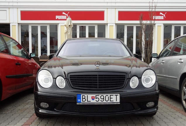 Mercedes-Benz E 55 AMG