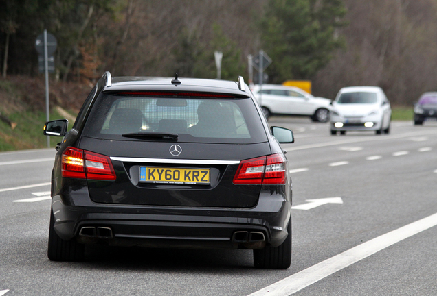 Mercedes-Benz E 63 AMG S212