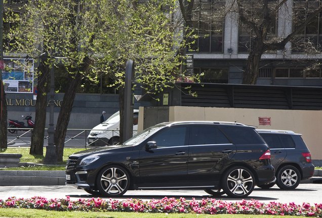 Mercedes-Benz ML 63 AMG W166