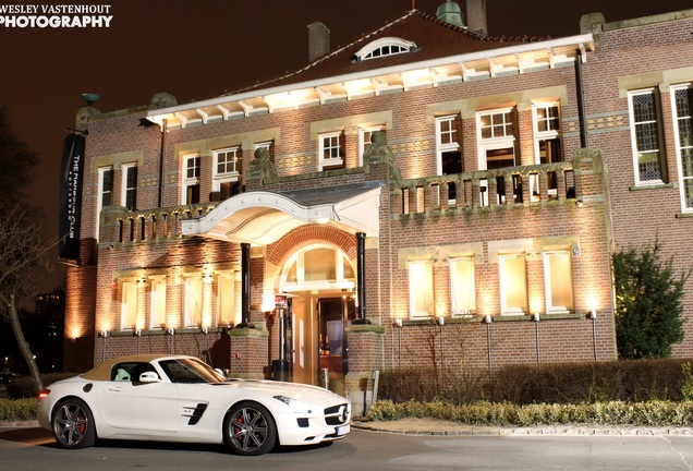 Mercedes-Benz SLS AMG Roadster