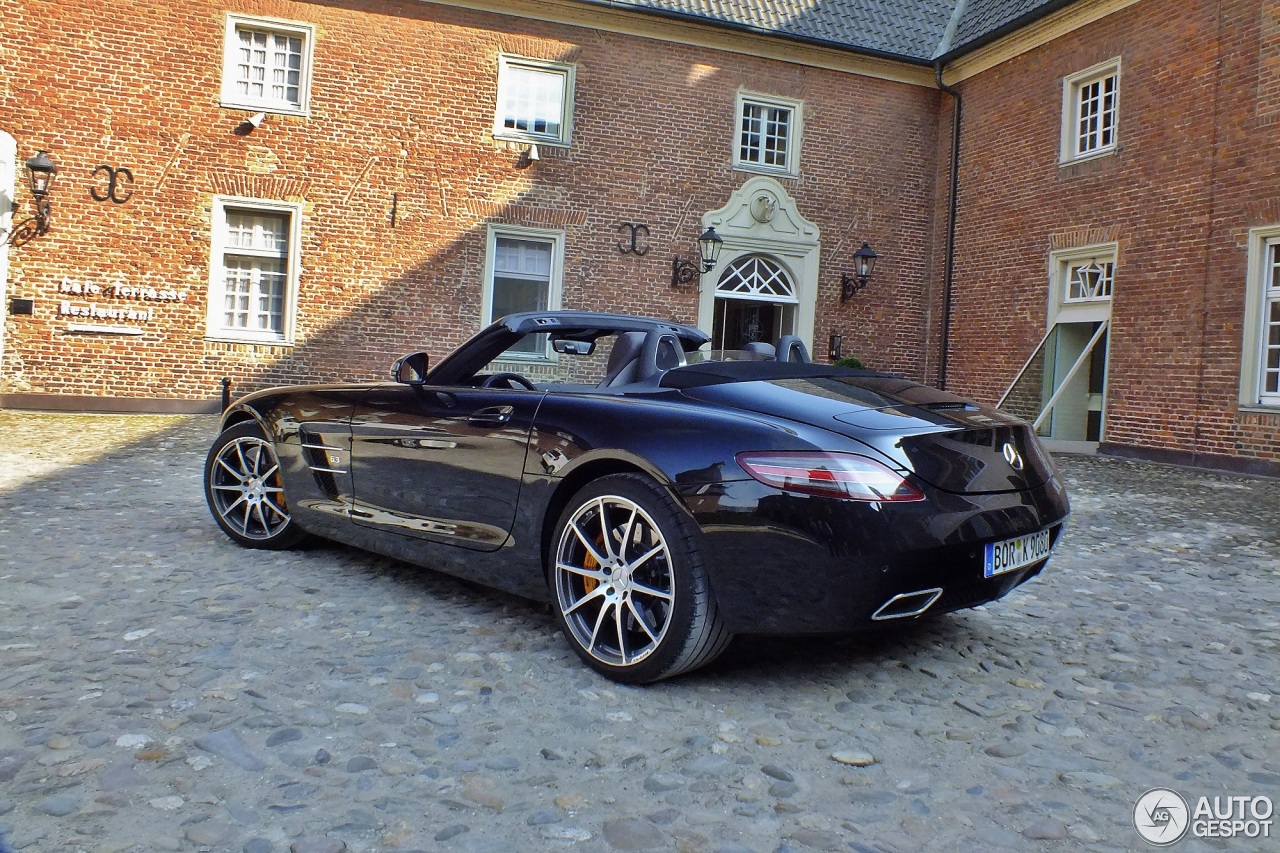 Mercedes-Benz SLS AMG Roadster