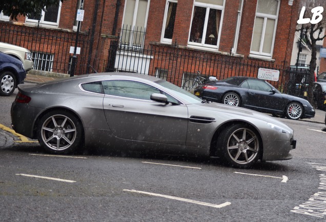 Aston Martin V8 Vantage