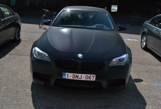 BMW M5 F10 2011