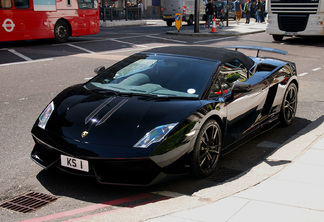 Lamborghini Gallardo LP570-4 Spyder Performante