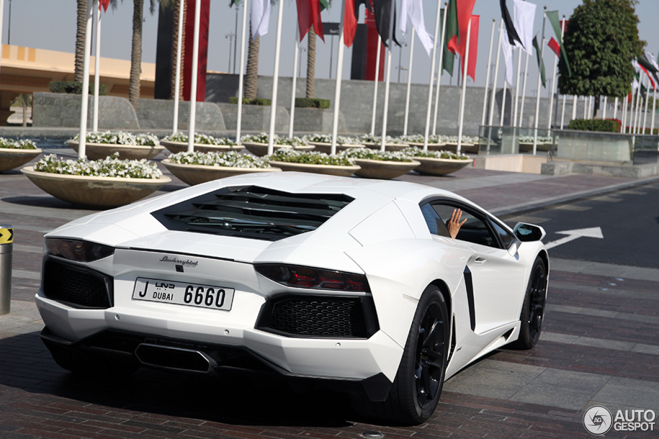 Lamborghini Aventador LP700-4