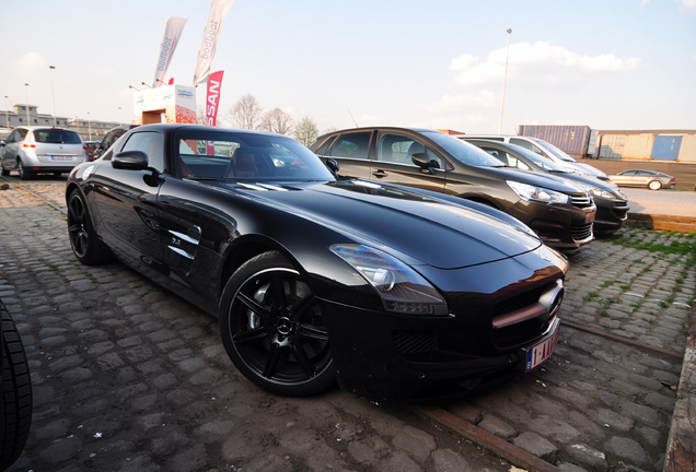 Mercedes-Benz SLS AMG