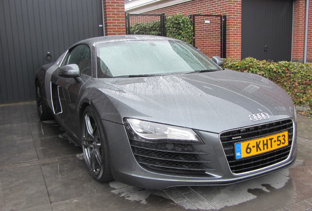 Audi R8